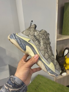 2023.5.26 Super Perfect Gucci x Balenciage Men and Women Shoes 014