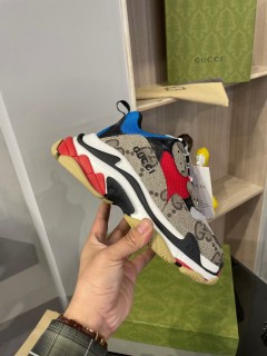 2023.5.26 Super Perfect Gucci x Balenciage Men and Women Shoes 010