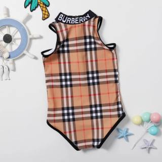 Burberry Kid Bikini (5)