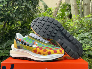 Authentic Sacai x Nike VaporWaffle Green Gusto