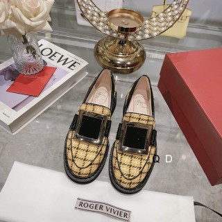 2023.9.18   Super Perfect Roger Vivier Women Shoes size35-40 011