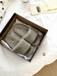 2023.10.26  Super Perfect UGG Women Shoes size35-40 006