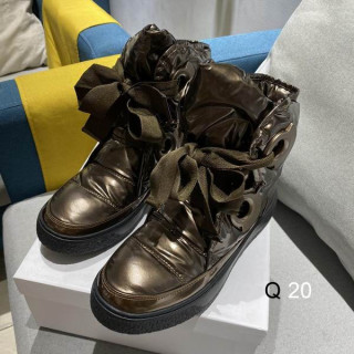 2023.12.8  Super Perfect Moncler Women shoes sz35-40 001