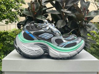 Balenciaga 10XL Sneaker (1)