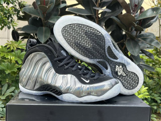 Authentic Nike Air Foamposite One “Hologram”
