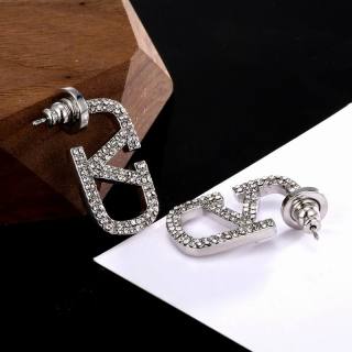 2024.03.13 Valentino Earring 051