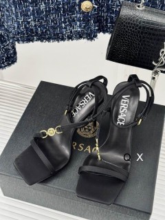 2024.03.28  Super Perfect Versace Women Sandals Size35-40 065