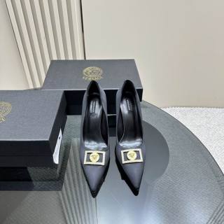 2024.06.24  Super Perfect Versace Women Shoes Sz35-41 069