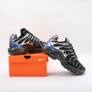 Nike Air Max Plus Shoes (136)