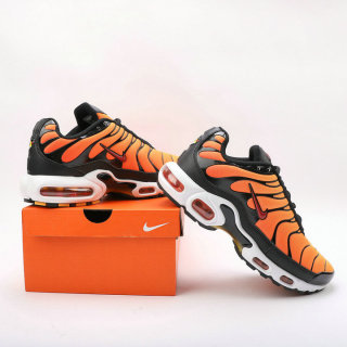 Nike Air Max Plus Shoes (160)
