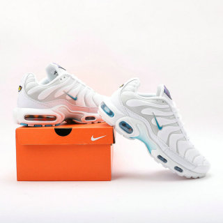 Nike Air Max Plus Shoes (158)