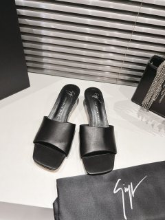 2024.09.12 Super Perfect Giuseppe Zanotti Slippers sz35-41 026