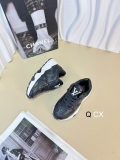 2024.11.13 LV Kid Shoes sz26-35 001