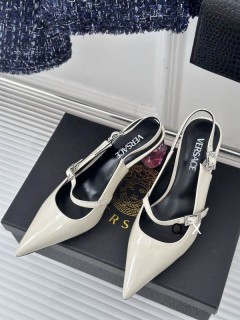 2024.11.14 Super Perfect Versace Women Sandals Size35-40 078