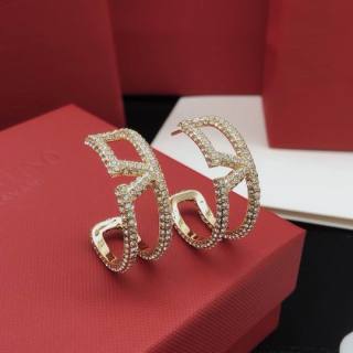 2024.12.03 Valentino Earring 073