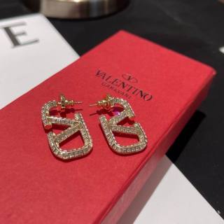 2024.12.03 Valentino Earring 078