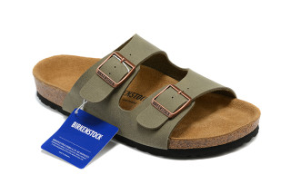 Birkenstock slippers (16)