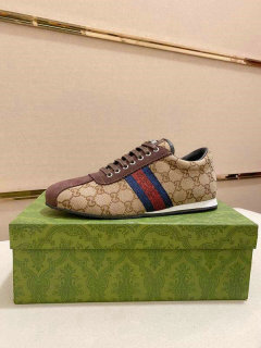 Gucci Men Shoes (169)