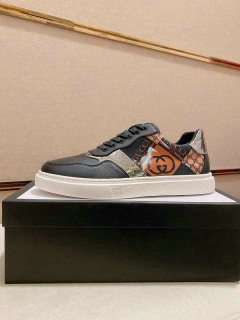 Gucci Men Shoes (175)