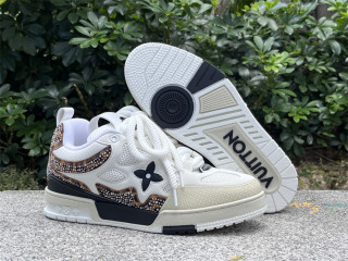 LV SNEAKERS (105)