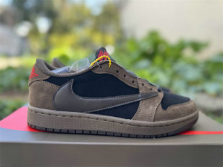 Authentic Travis Scott x Air Jordan 1 Low GS Brown/Black